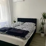 Leander House Шиофок