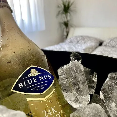 Leander House * 希欧福克