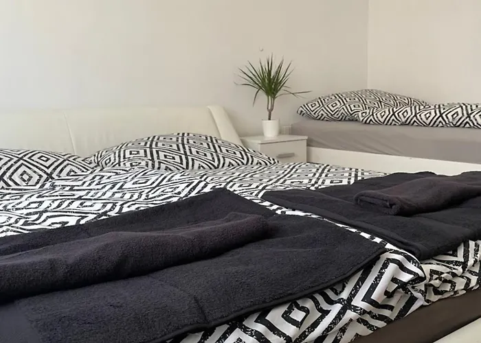 招待所 Leander House 希欧福克